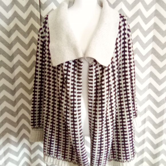 Ellen Tracy Sweaters - Cozy sweater!